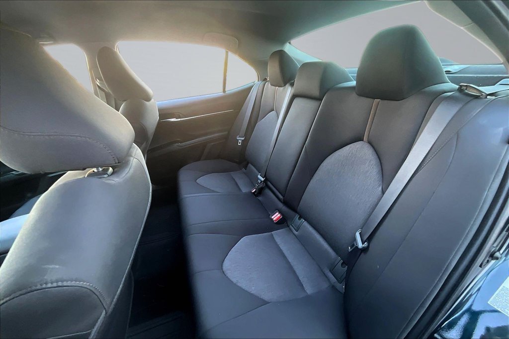 Used 2018 Blue Toyota LE image 22