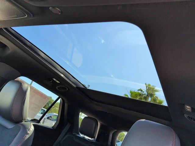 New 2026 Star White Metallic Tri-Coat Ford ST image 20
