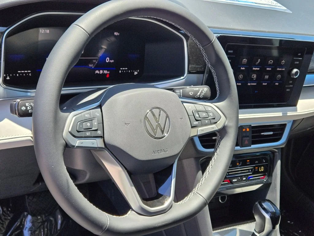 New 2026 Blue Volkswagen 1.5T SE image 11