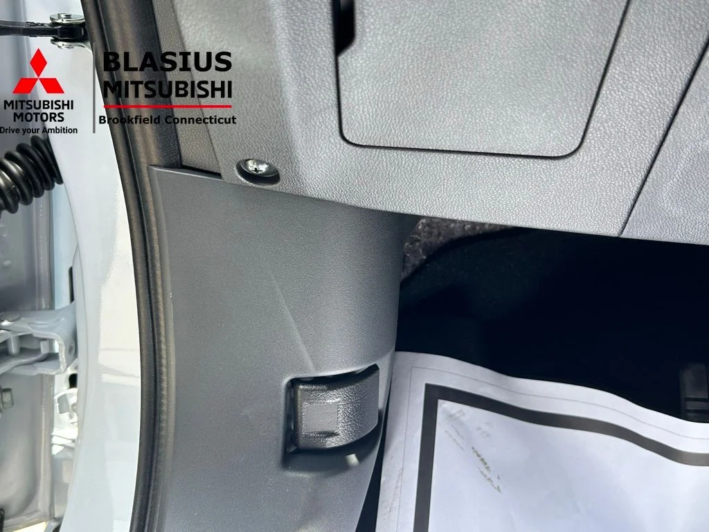 New 2025 White Mitsubishi 2.0 Trail Edition image 55