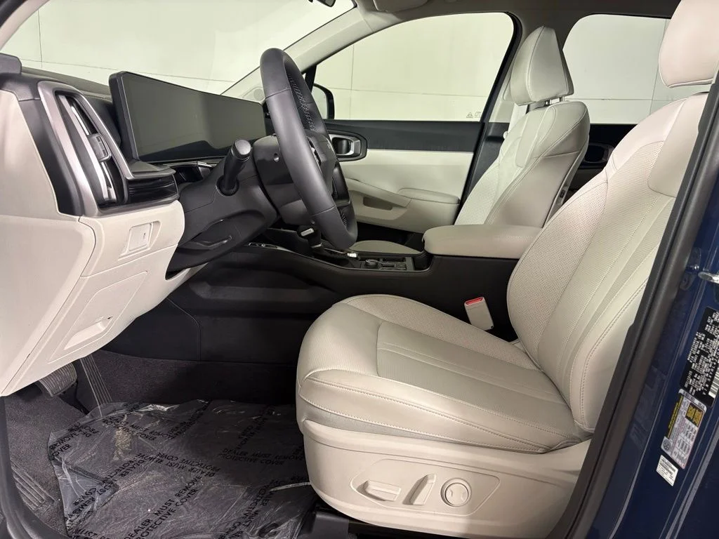 New 2026 Black Kia S image 21
