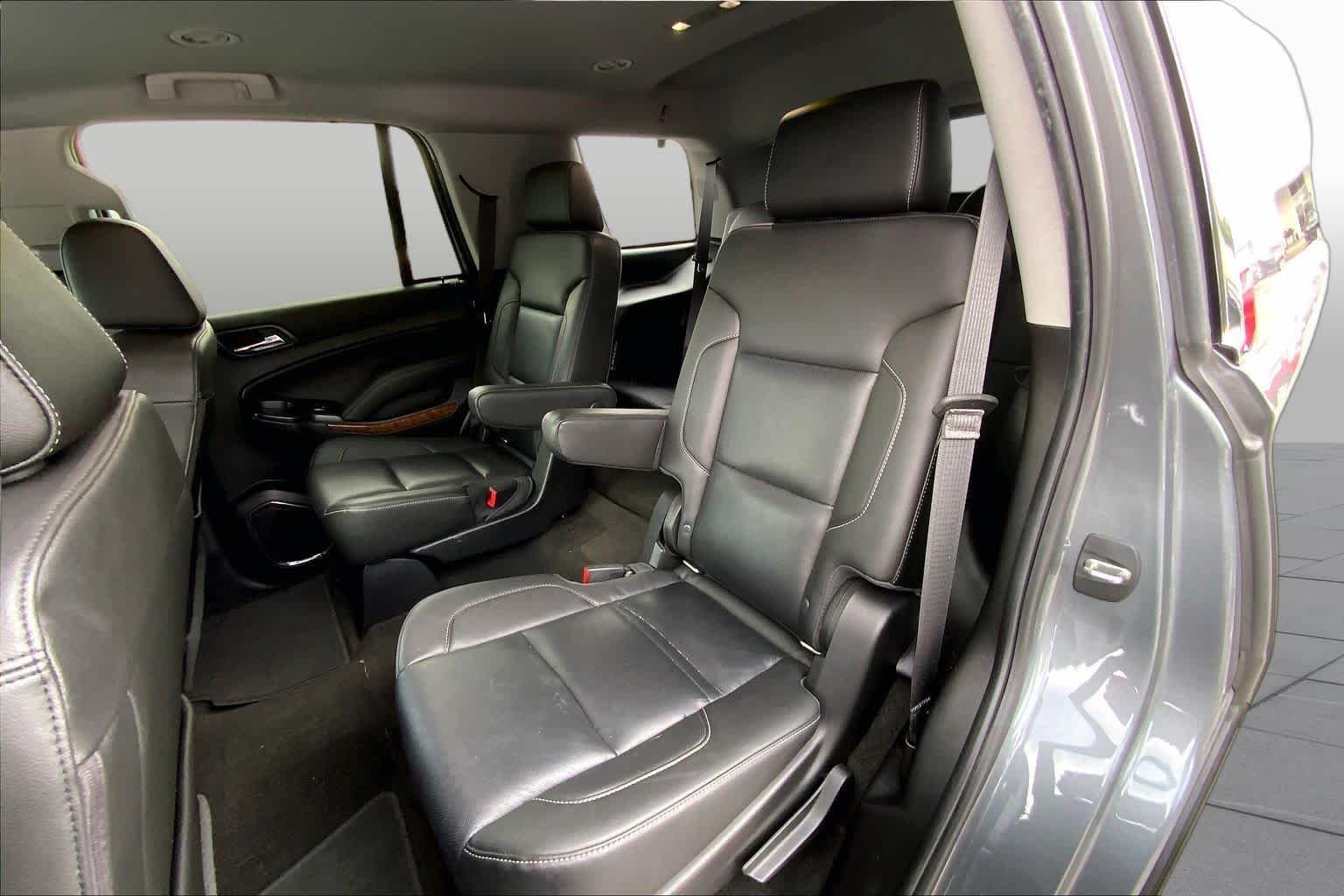 Used 2018 Satin Steel Metallic Chevrolet Premier image 20