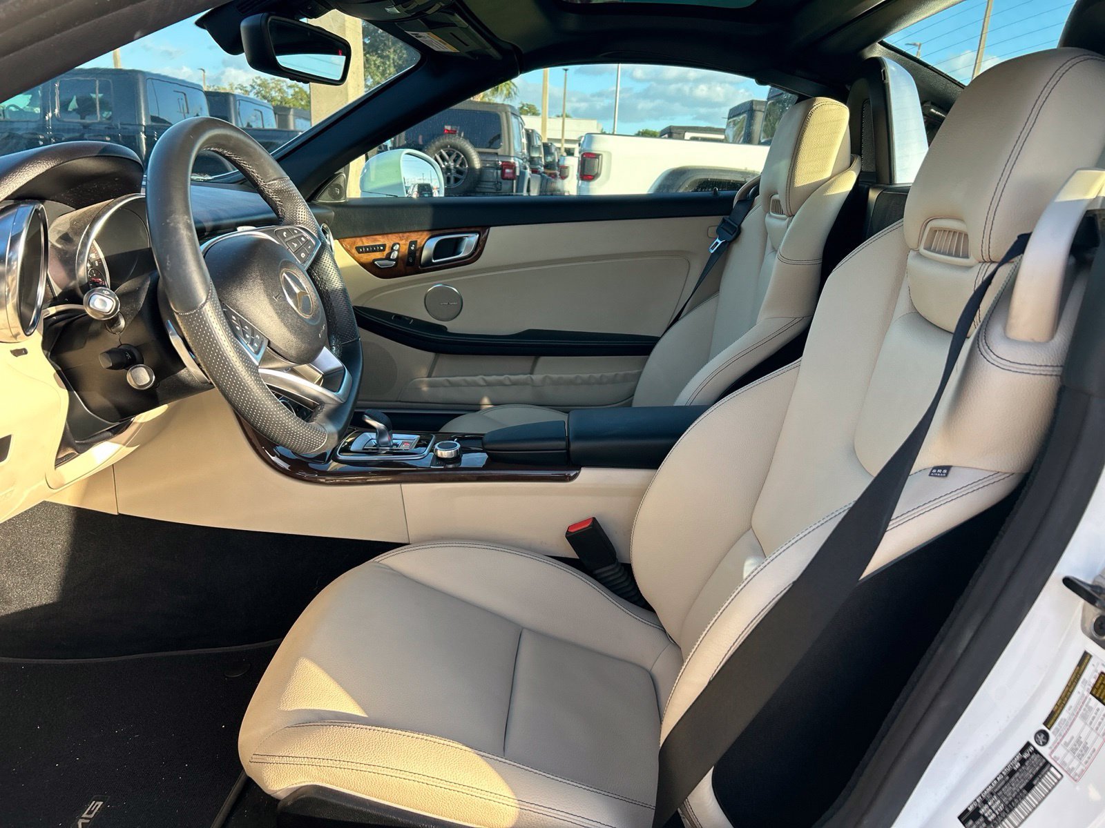 Used 2020 White Mercedes-Benz SLC 300 image 9