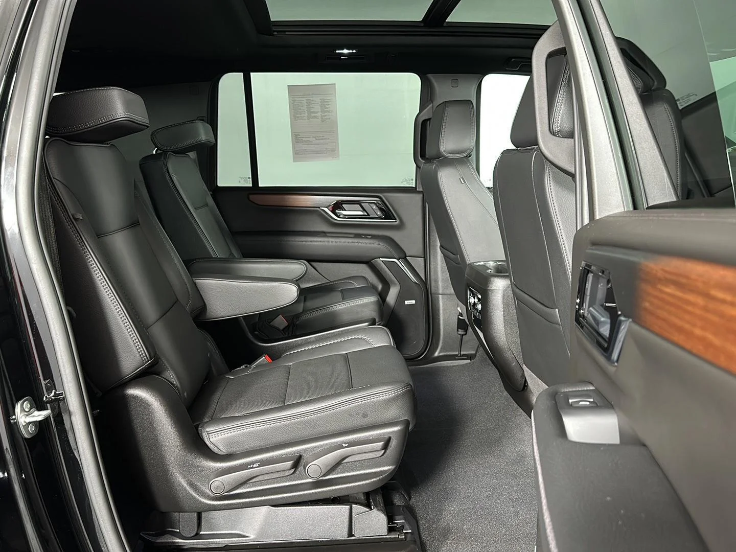 Used 2026 Onyx Black GMC Denali image 38