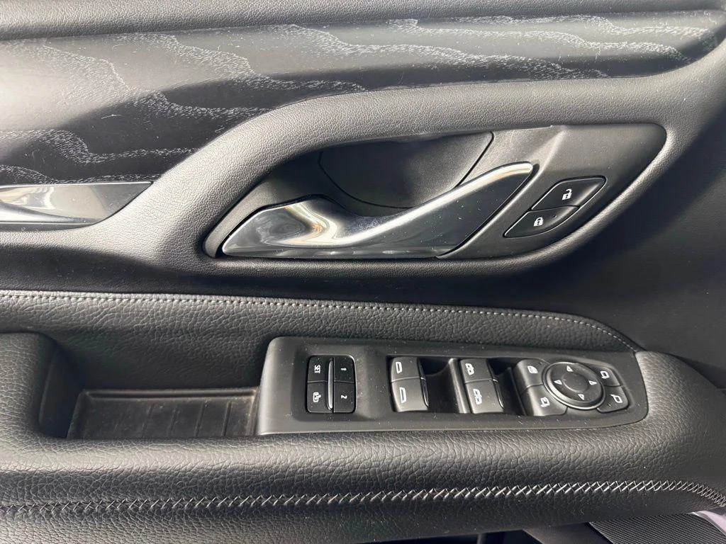 Used 2021 Onyx Black GMC Denali image 18