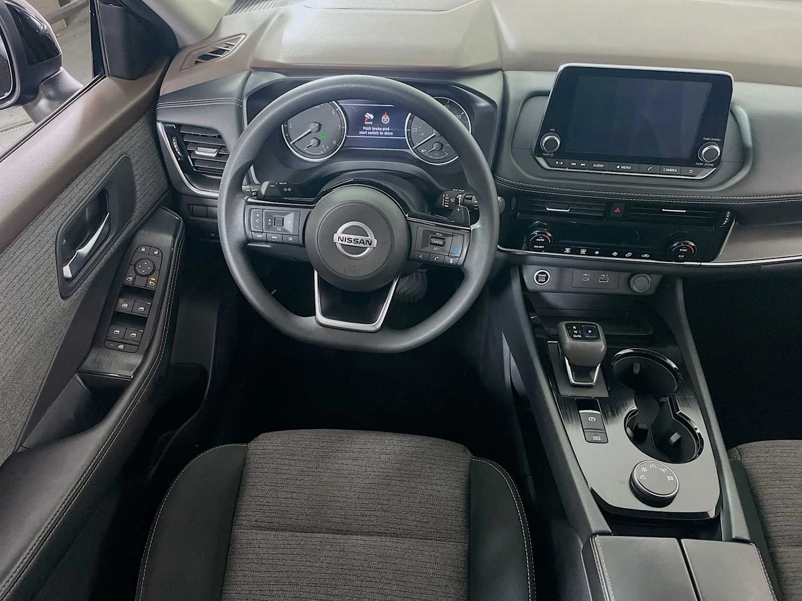 Used 2021 Super Black Nissan SV image 18