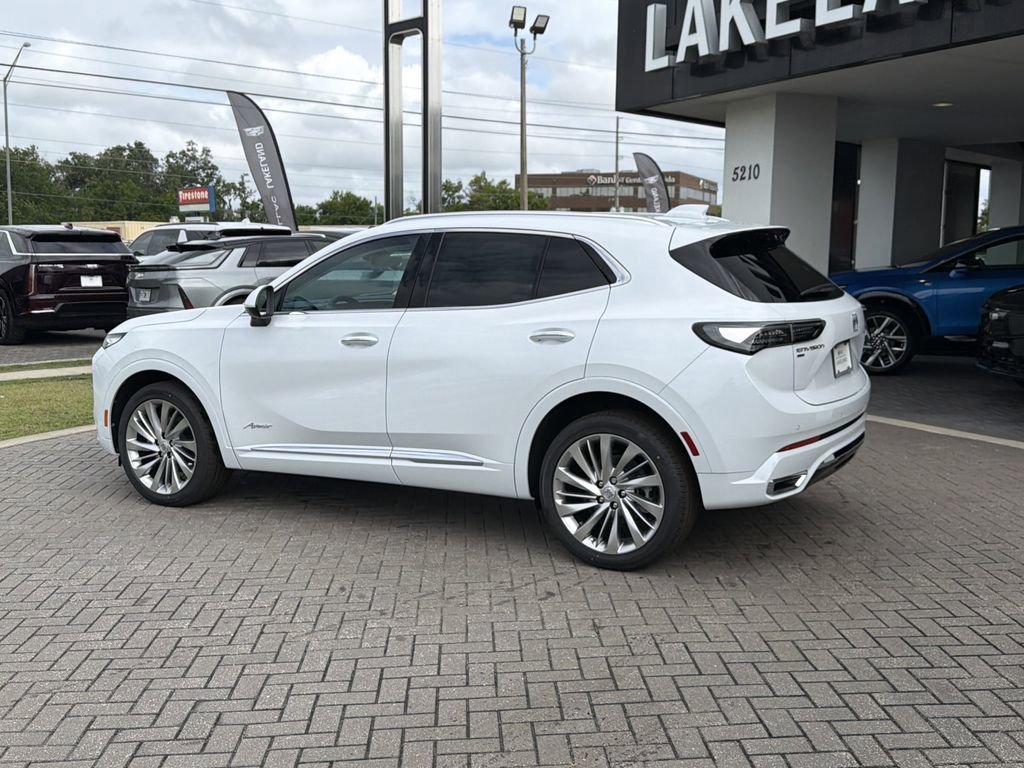 New 2026 Iridescent White Tricoat Buick Avenir image 4