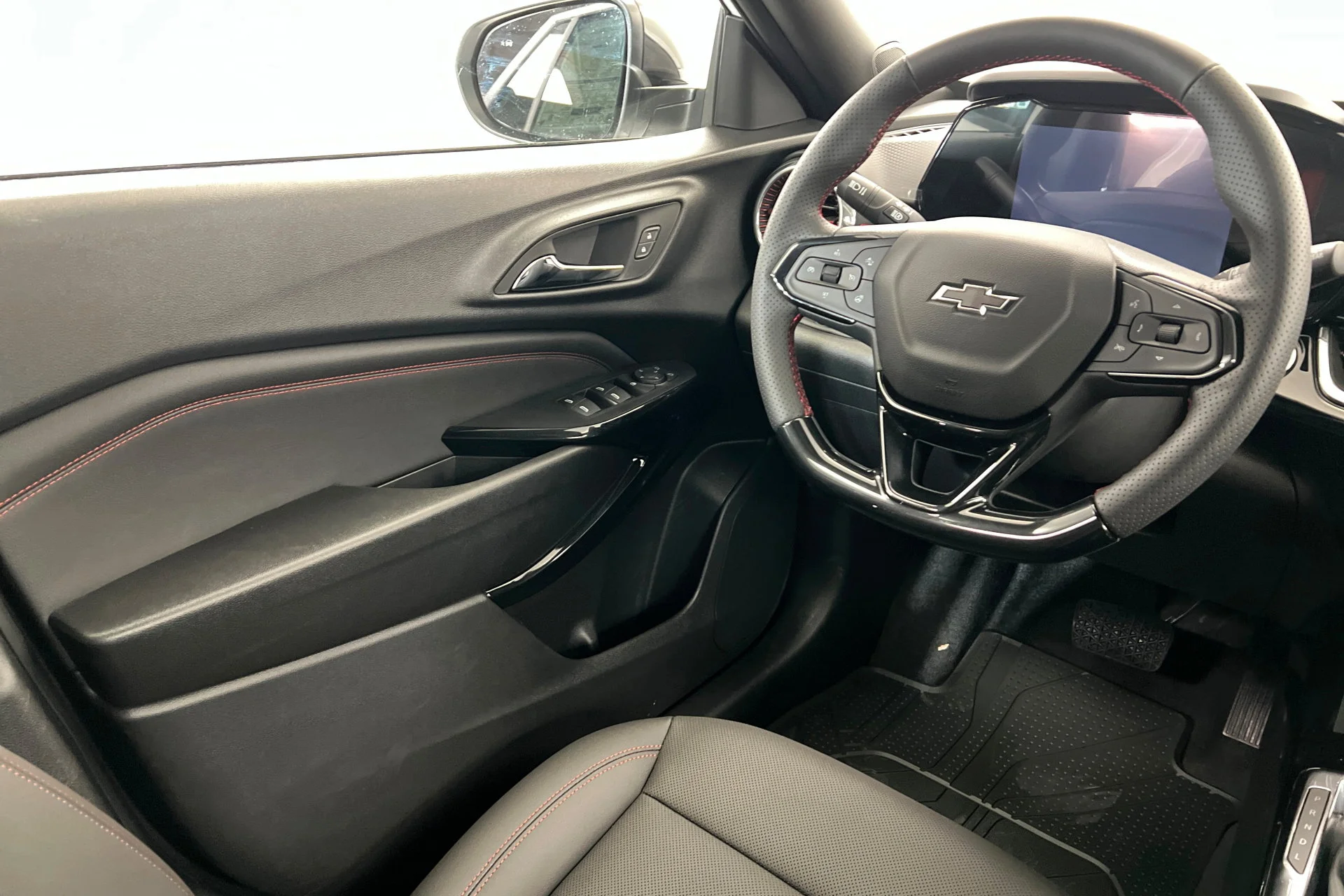 2026 Chevrolet Trax RS - Photo 11