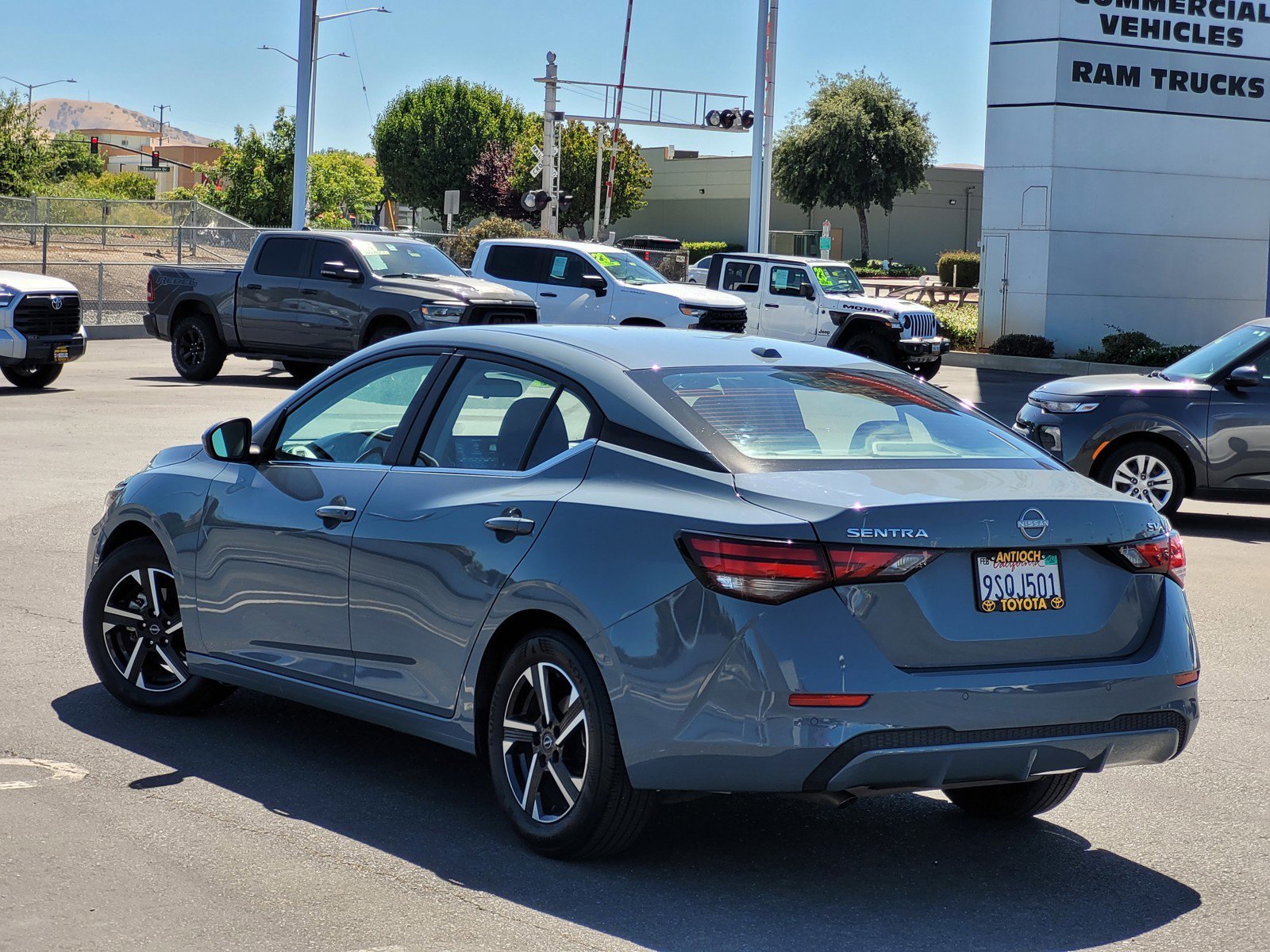 Used 2024 Atlantic Gray Metallic Nissan SV image 6