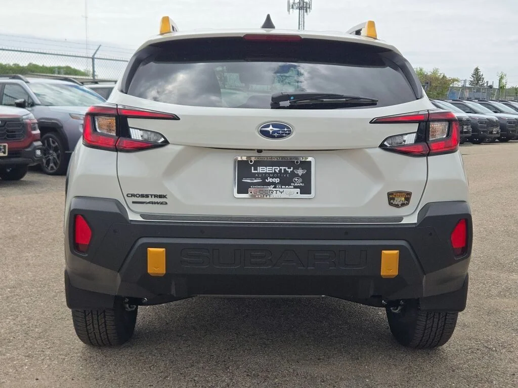New 2026 CRYSTAL WHITE PEARL Subaru Wilderness image 13