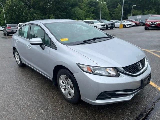 Used 2015 Alabaster Silver Metallic Honda LX image 1