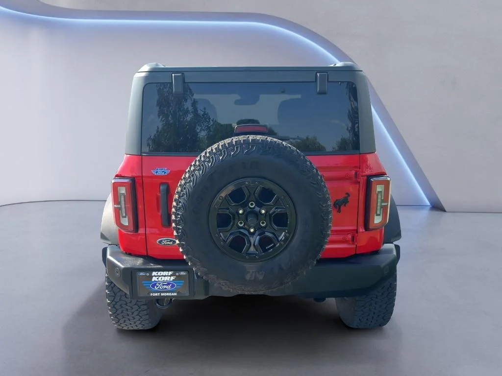 Used 2023 Race Red Ford Wildtrak image 4