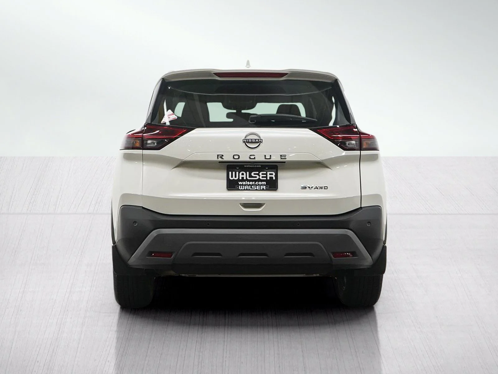 Used 2023 Pearl White Tricoat Nissan SV image 4