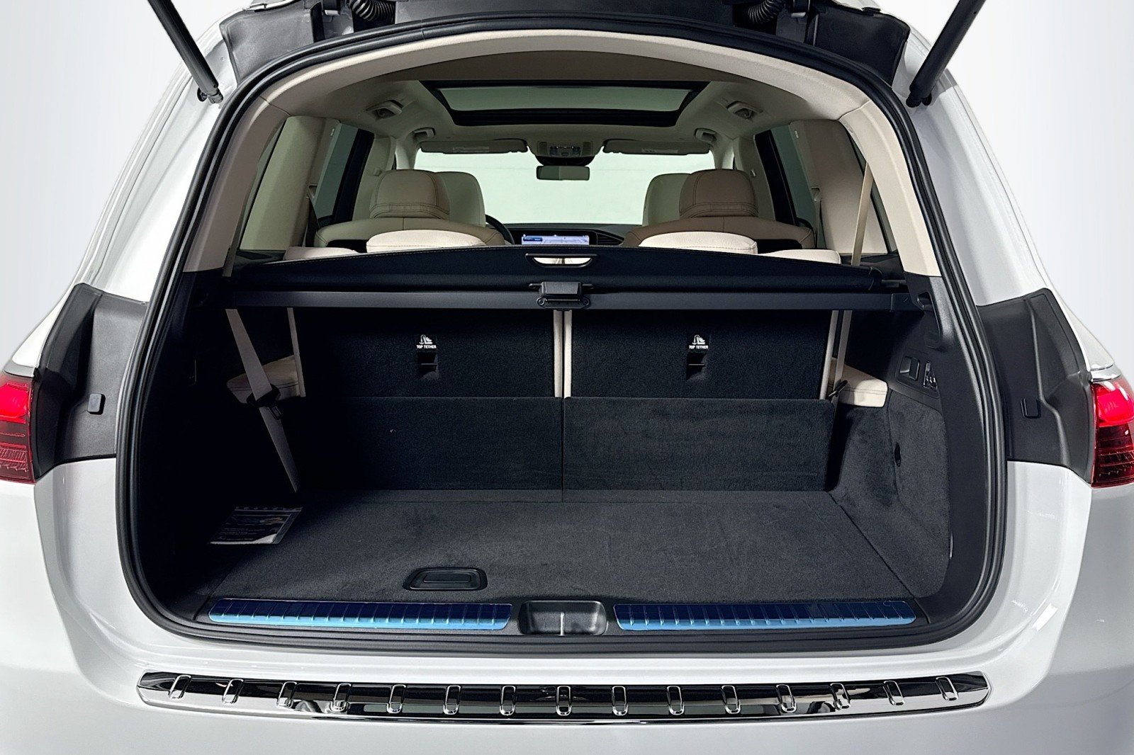 New 2026 Polar White Mercedes-Benz GLS 450 4MATIC® SUV image 23
