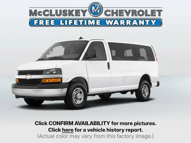 2025 Chevrolet Express 2500 LT's photo