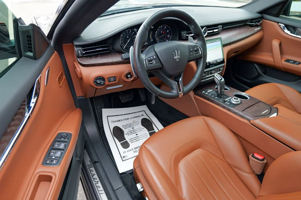 Used 2023 Grigio Maratea Metallic Maserati Modena Q4 image 16