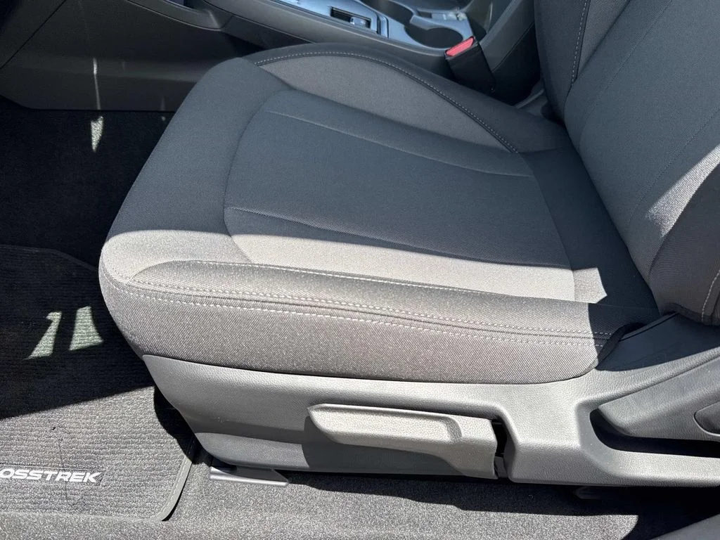 New 2026 LITHIUM RED PEARL Subaru Base image 23