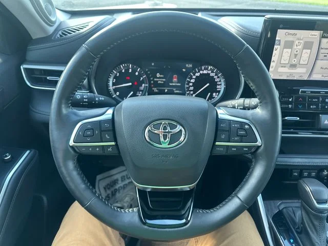 Used 2021 Black Toyota Platinum image 20