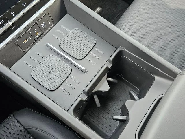 2025 Hyundai Santa Fe SEL - Photo 12