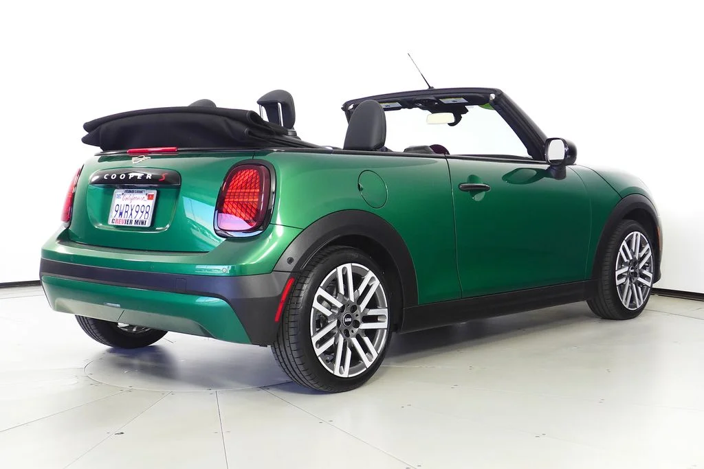 Used 2026 Green MINI Signature image 7