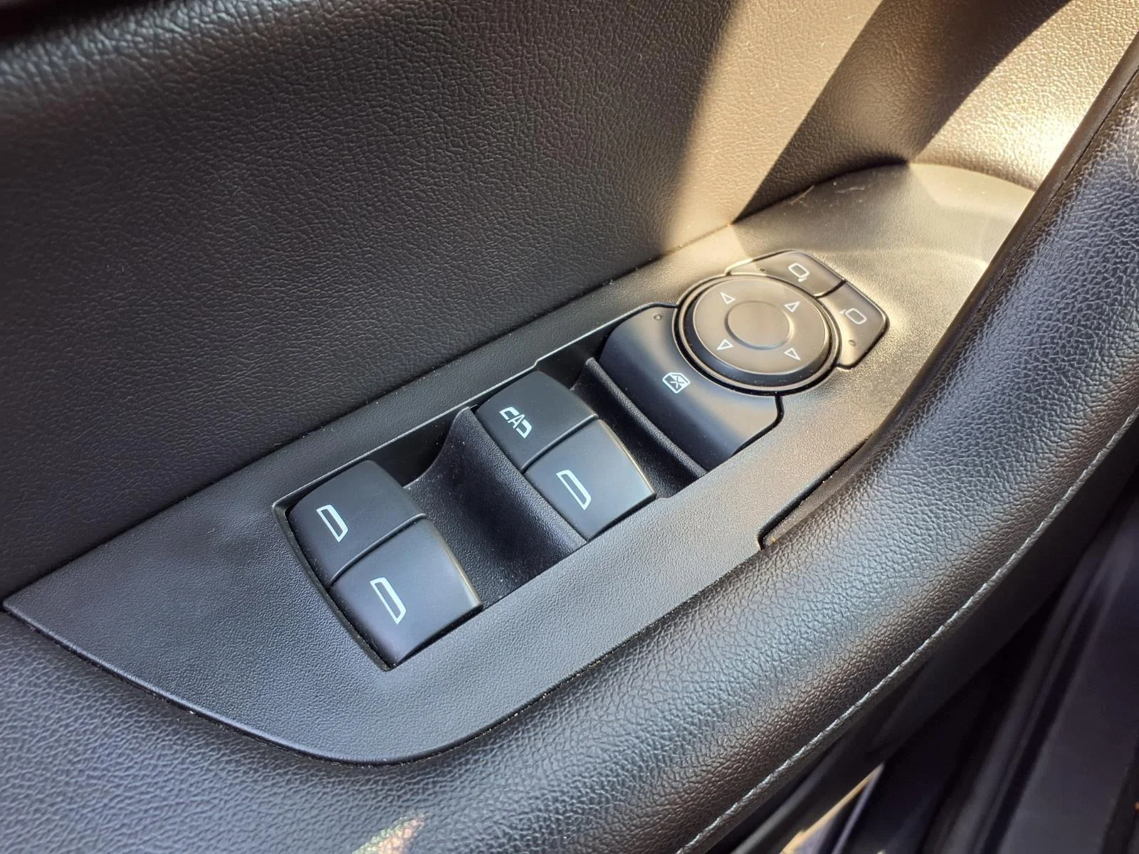 2022 Chevrolet Blazer 2LT - Photo 14
