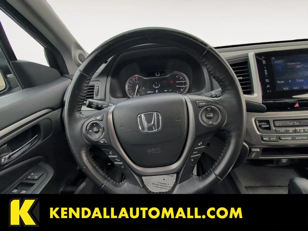 Used 2018 Black Honda EX-L image 12