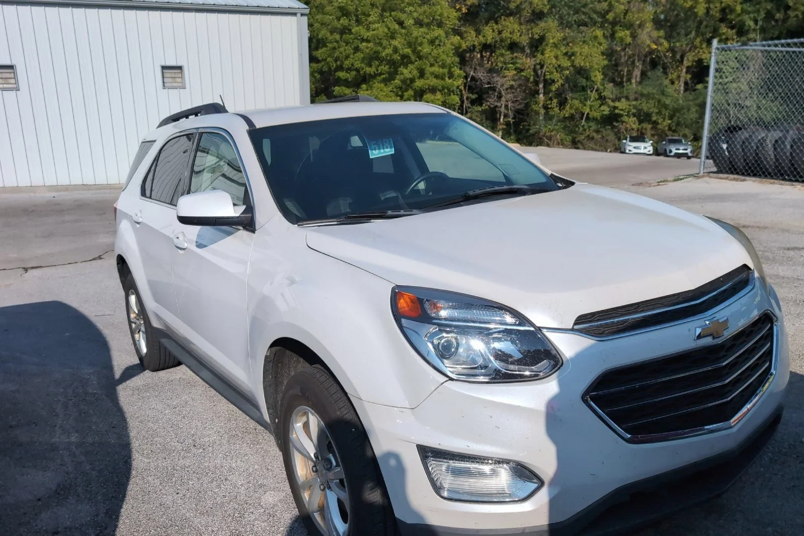 Used 2017 IRIDESCENT PEARL TRICOAT Chevrolet LT image 2