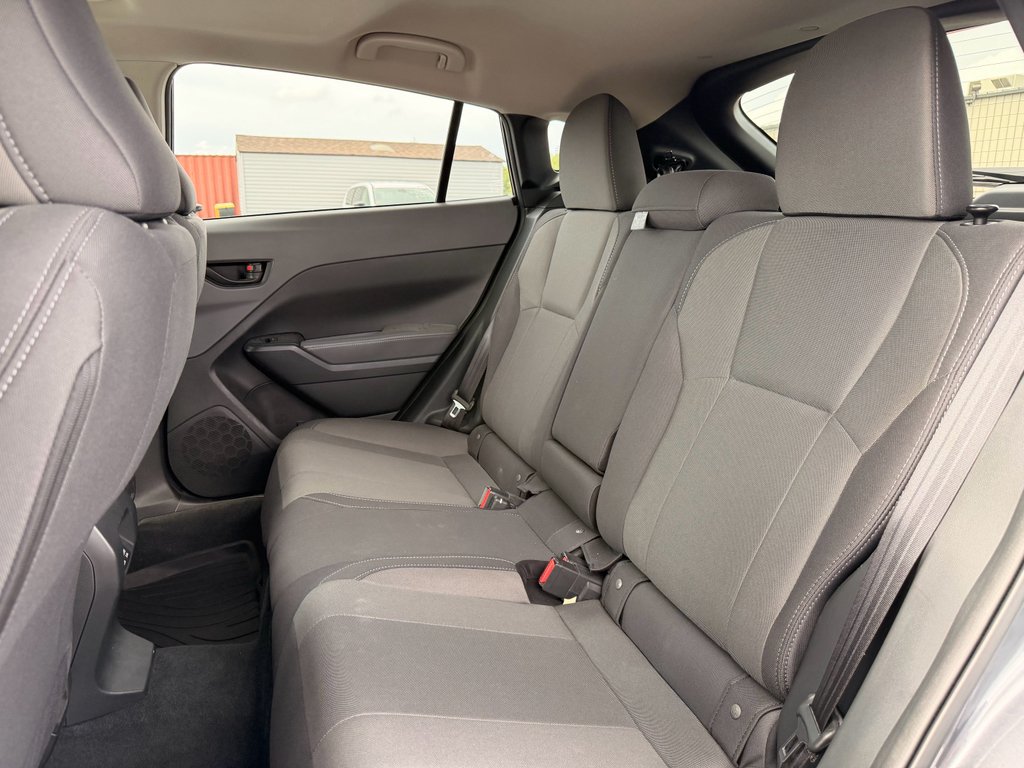 Used 2025 Magnetite Gray Metallic/Crystal Black Silica Subaru Premium image 13