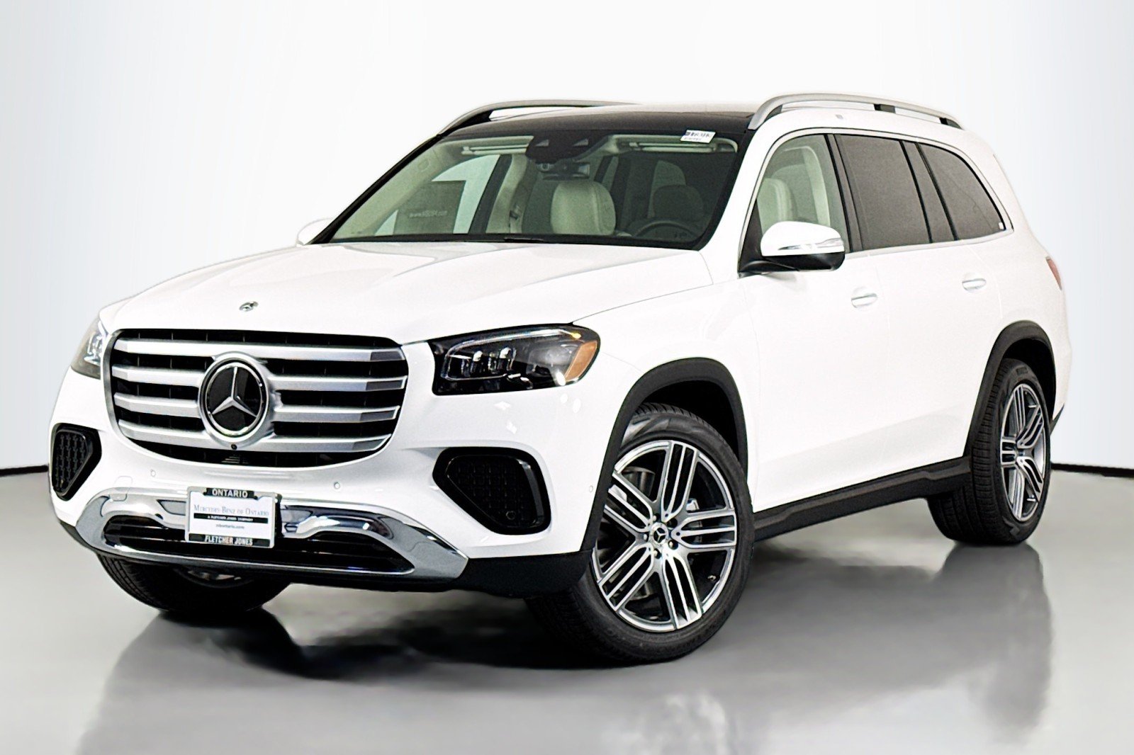 New 2026 Polar White Mercedes-Benz GLS 450 4MATIC® SUV image 1