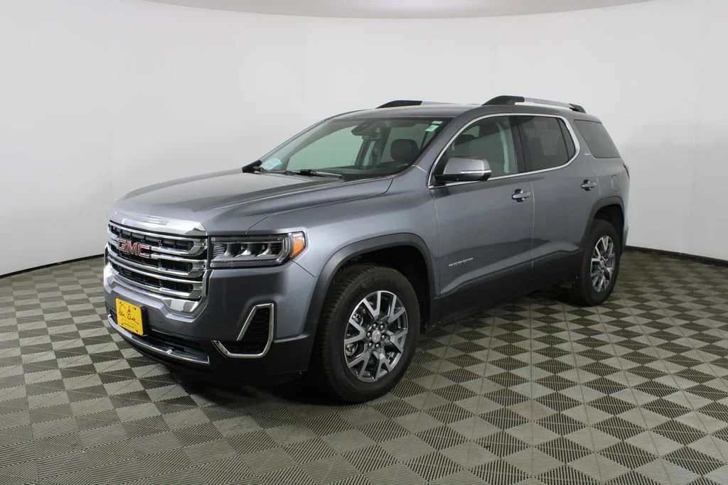Used 2021 SATIN STEEL METALLIC GMC SLE image 3