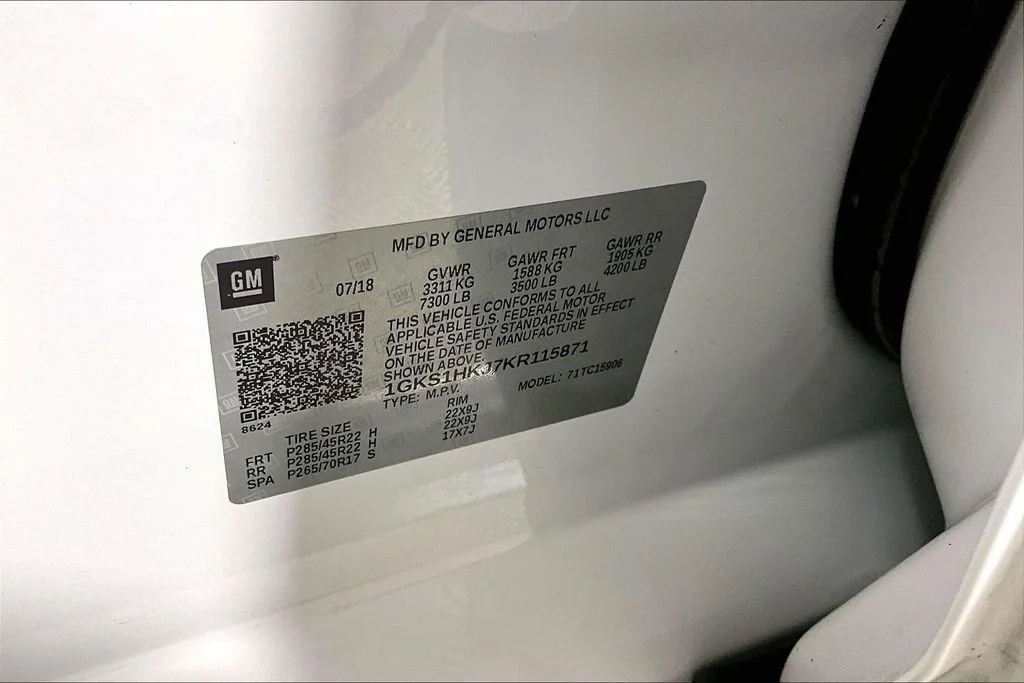 Certified Used 2019 Summit White GMC Denali image 27