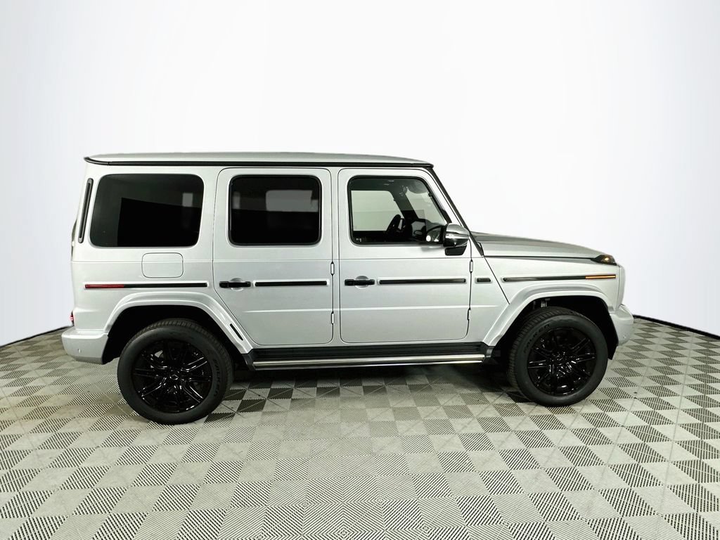New 2027 Iridium Silver Mercedes-Benz G 580 image 41
