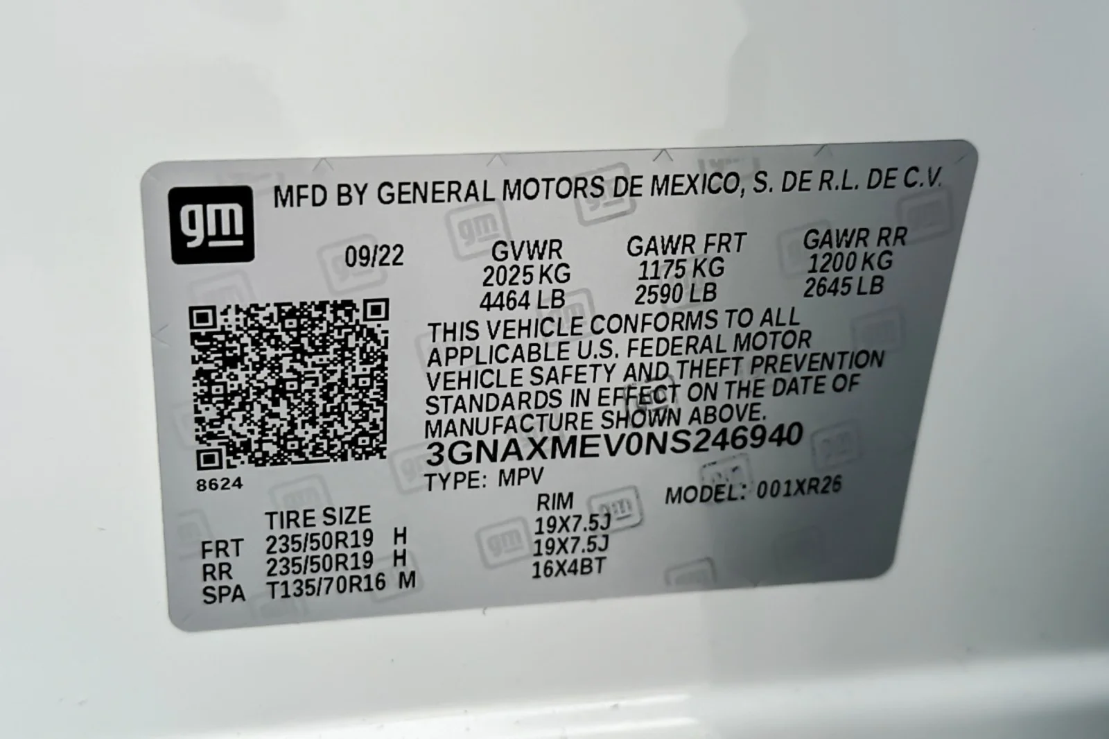 Used 2022 Summit White Chevrolet RS image 27