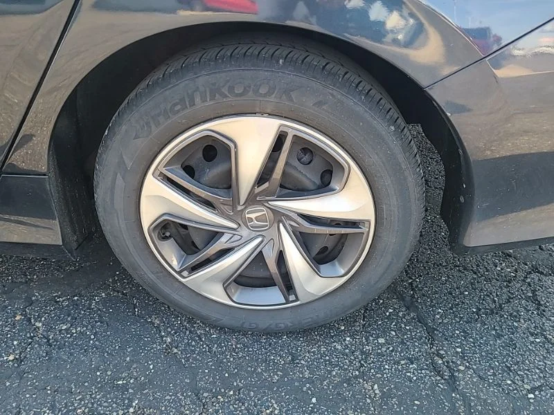 Used 2020  Honda LX image 9