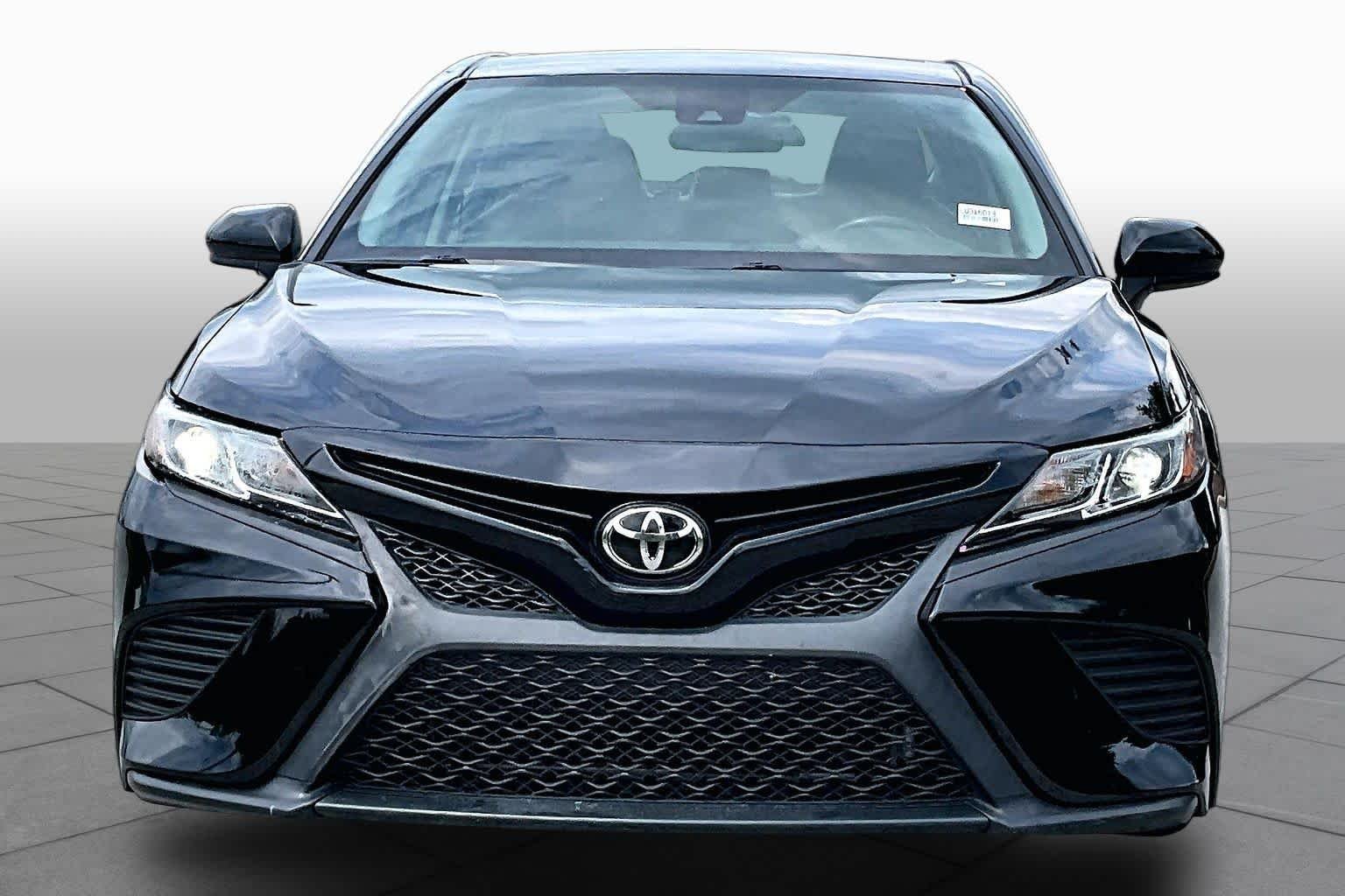 Used 2020 Midnight Black Metallic Toyota SE Nightshade image 4