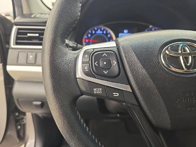 Used 2015 Predawn Gray Mica Toyota SE image 27