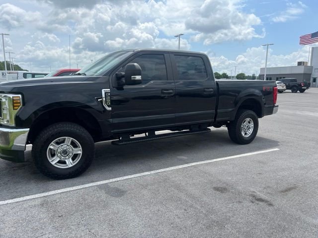 Used 2018 Black Ford XL image 3