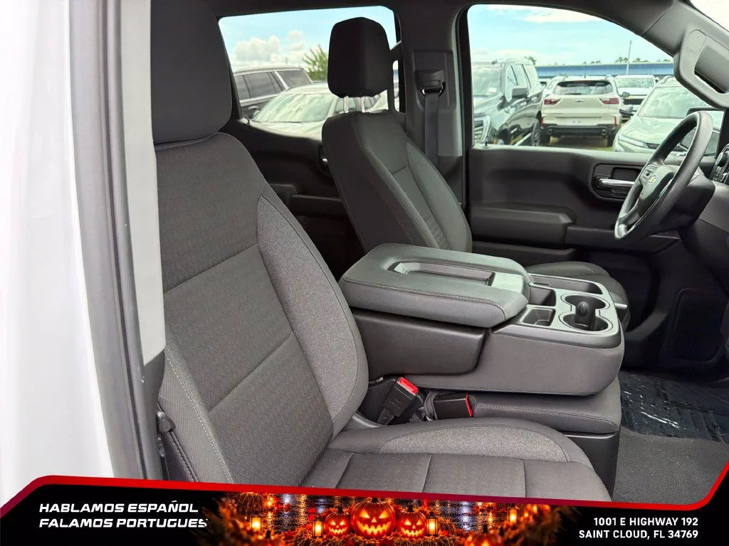 Used 2024 Summit White Chevrolet Custom image 32