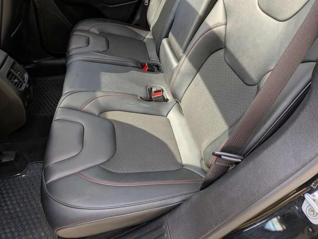 Used 2022 Black Jeep Trailhawk image 25