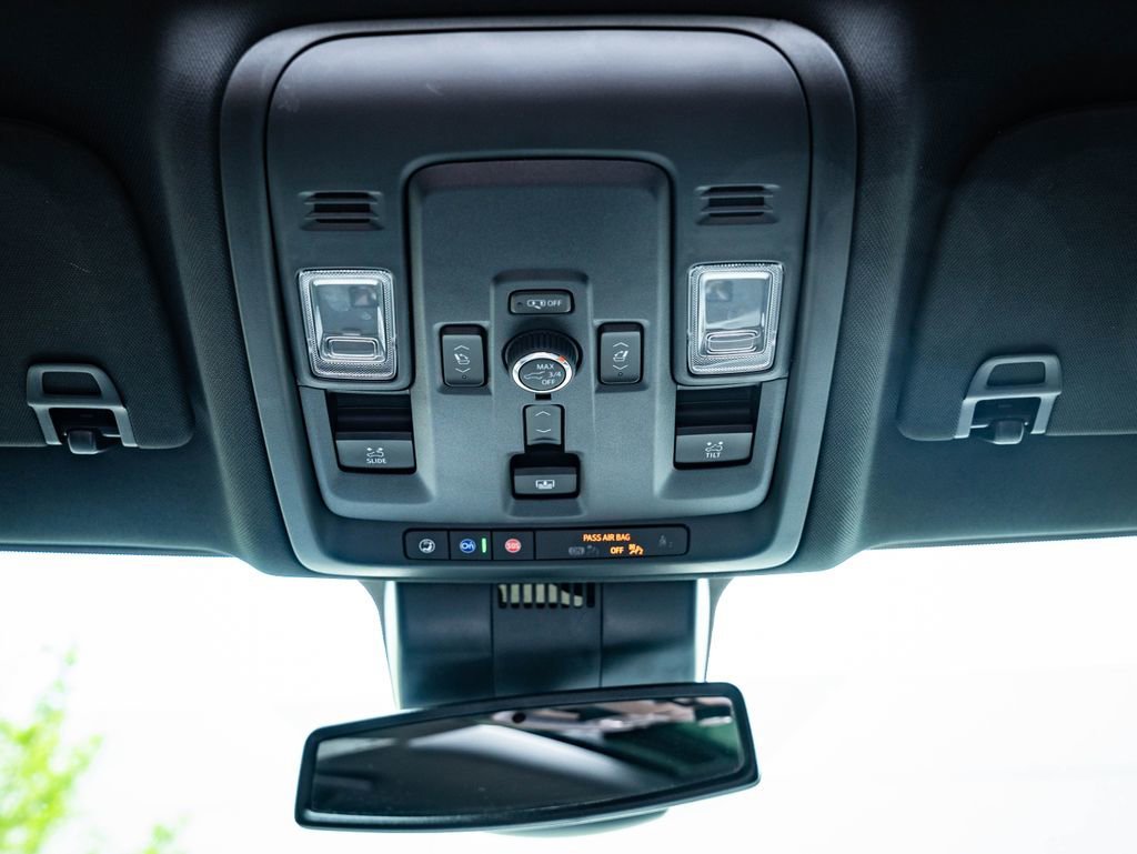 Used 2025 Black Chevrolet Premier image 43