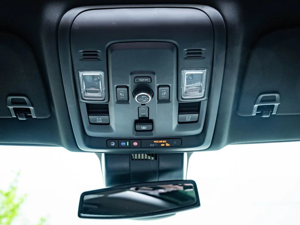 Used 2025 Black Chevrolet Premier image 43