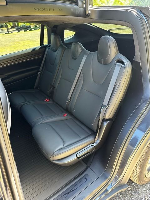 2024 Tesla Model X Long Range - Photo 18