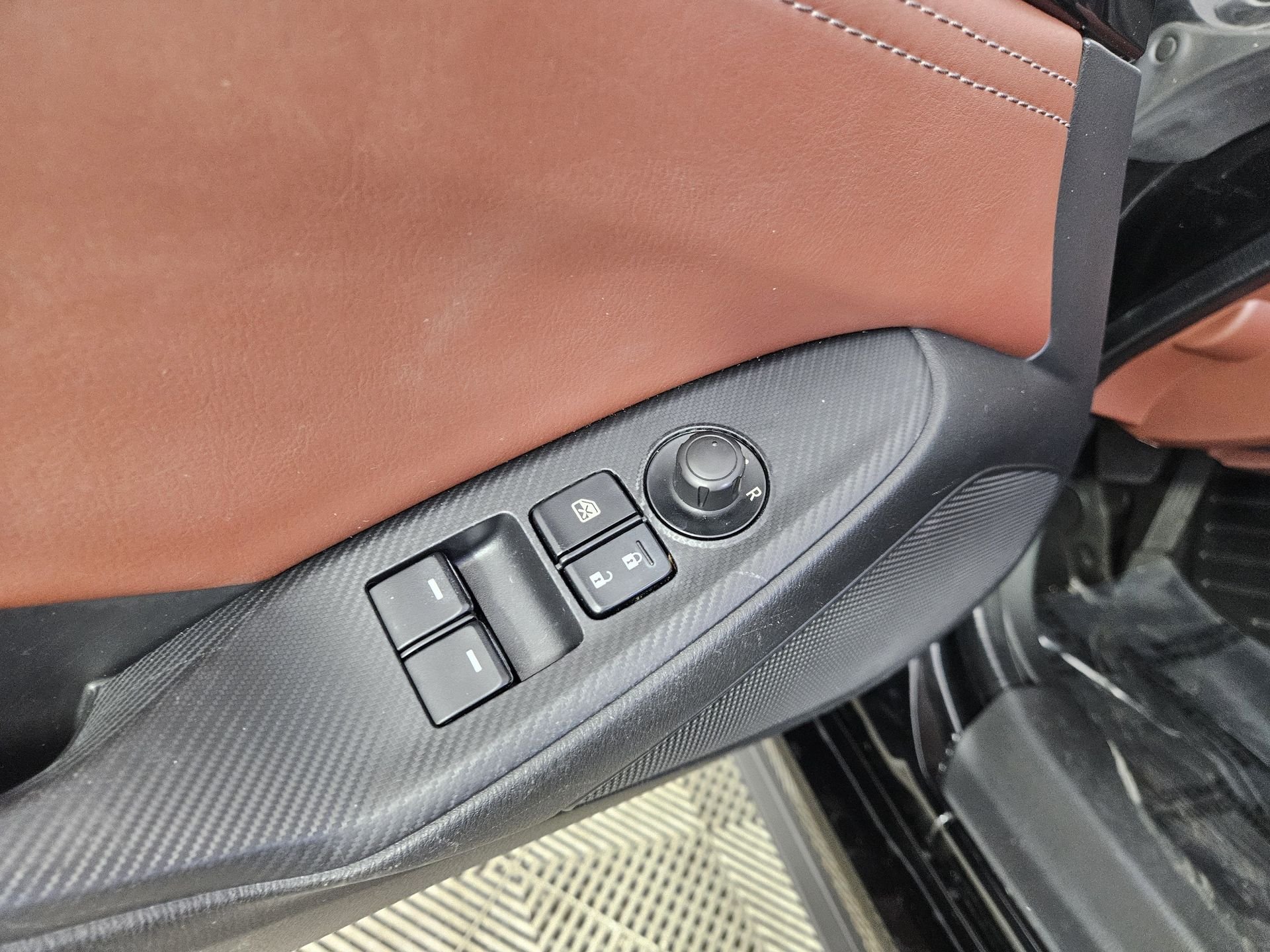 Used 2018 Black Mazda Grand Touring image 20