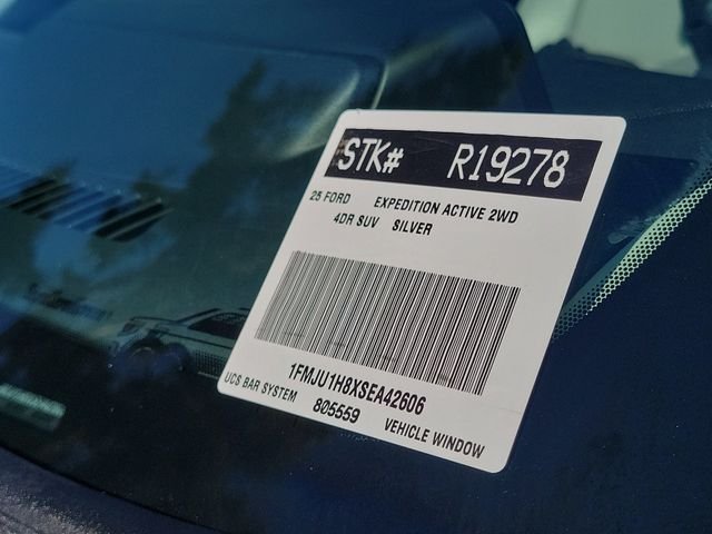 Certified Used 2025 Silver Metallic Ford Active image 30