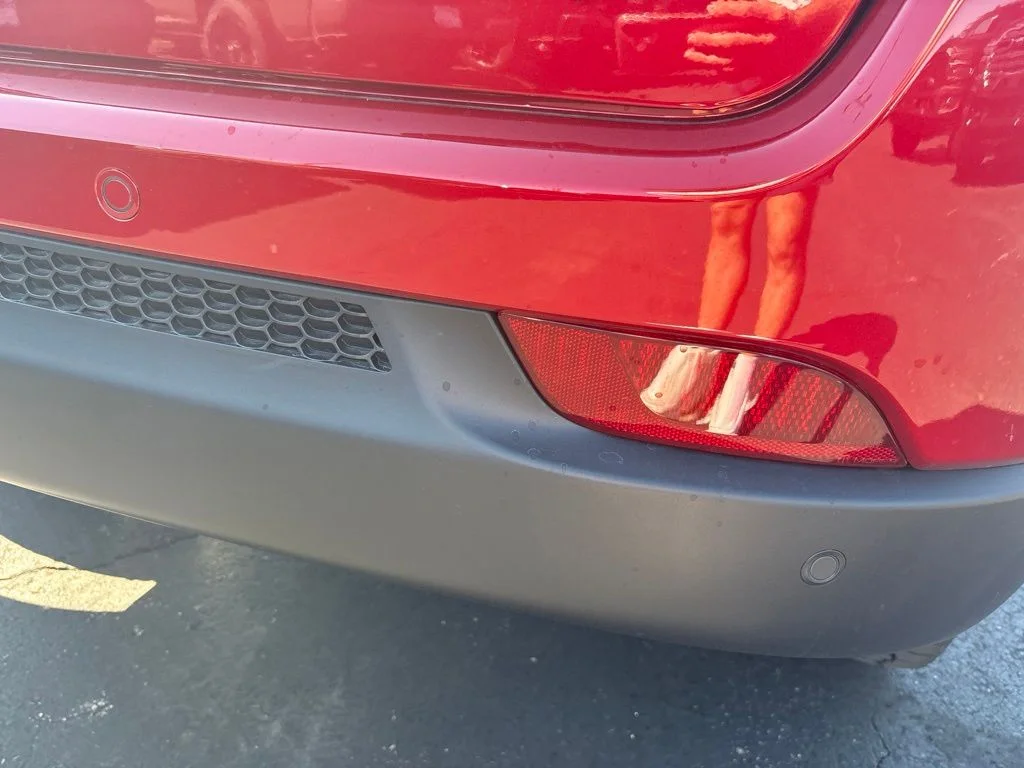 New 2026 Red Hot Pearl-Coat Exterior Paint Jeep Trailhawk image 9