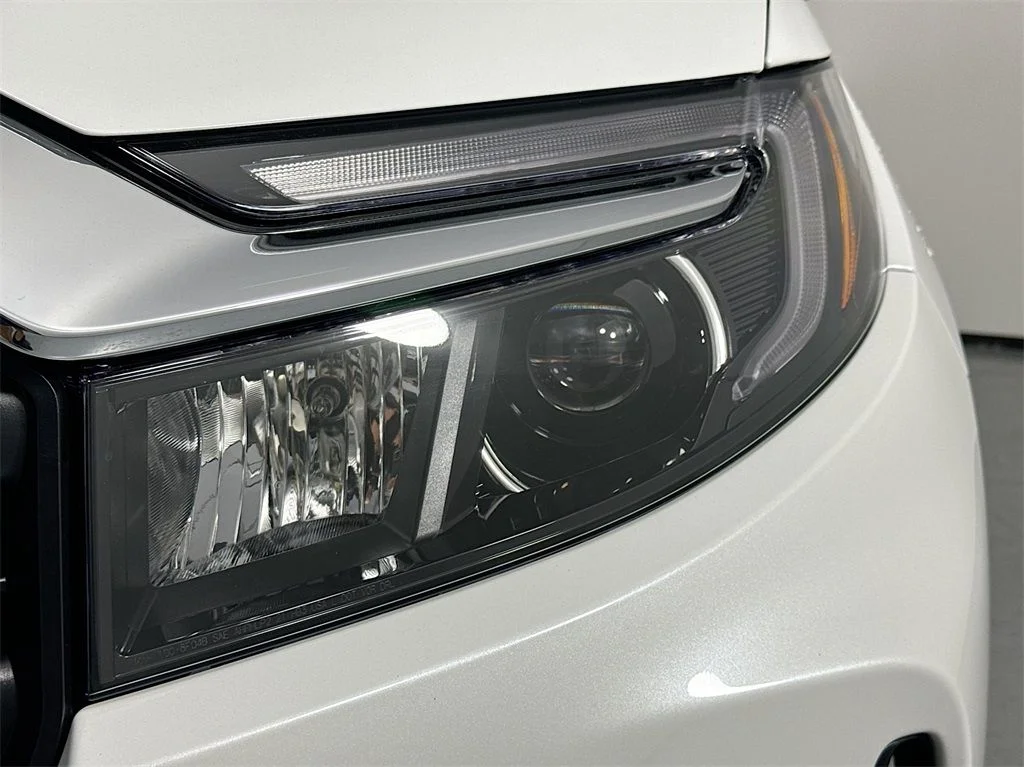 New 2026 Platinum White Pearl Honda RTL image 12