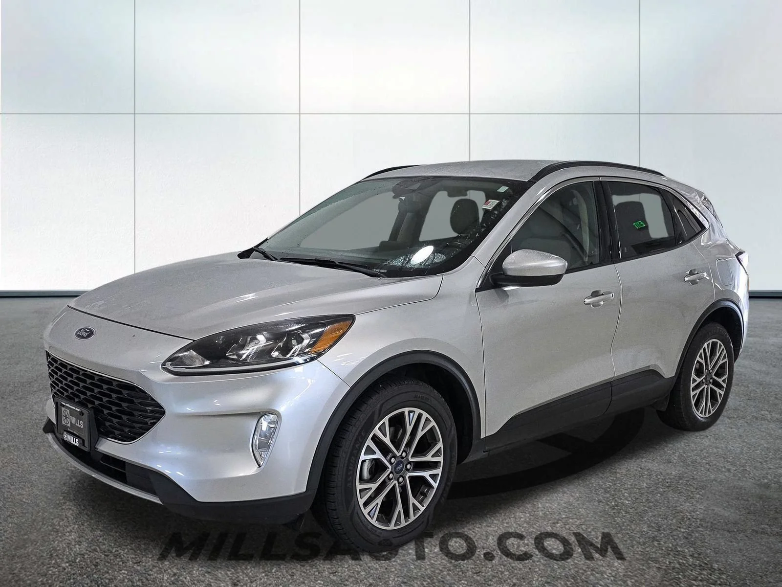 Used 2020 Ford Escape SEL with VIN 1FMCU9H67LUB09658 for sale in Willmar, Minnesota