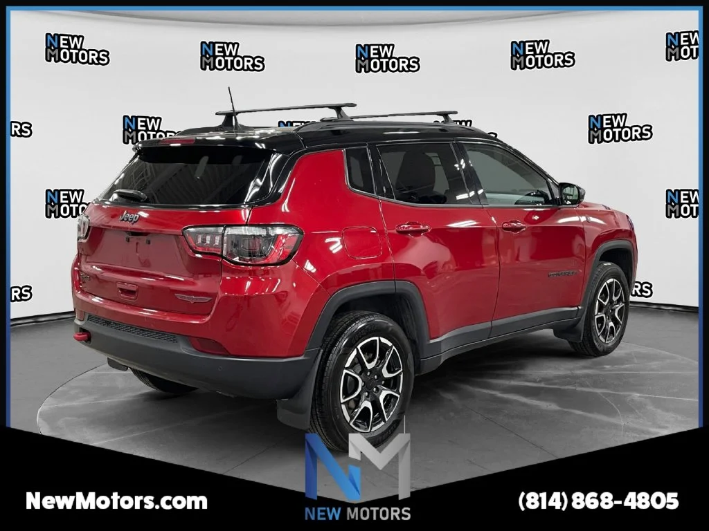 Used 2024 Red Jeep Trailhawk image 5