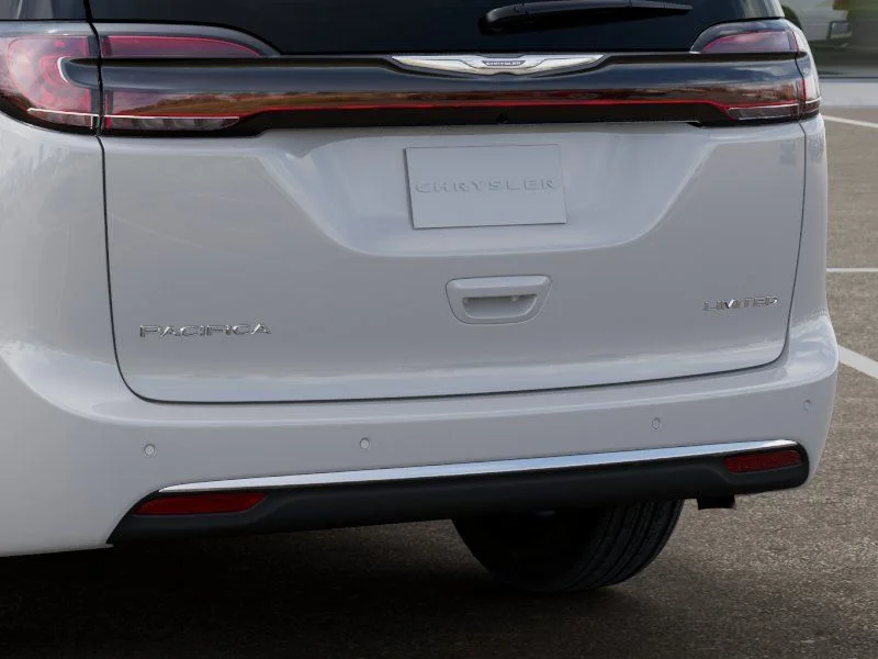 New 2026 Bright White Clear-Coat Exterior Paint Chrysler Limited image 13