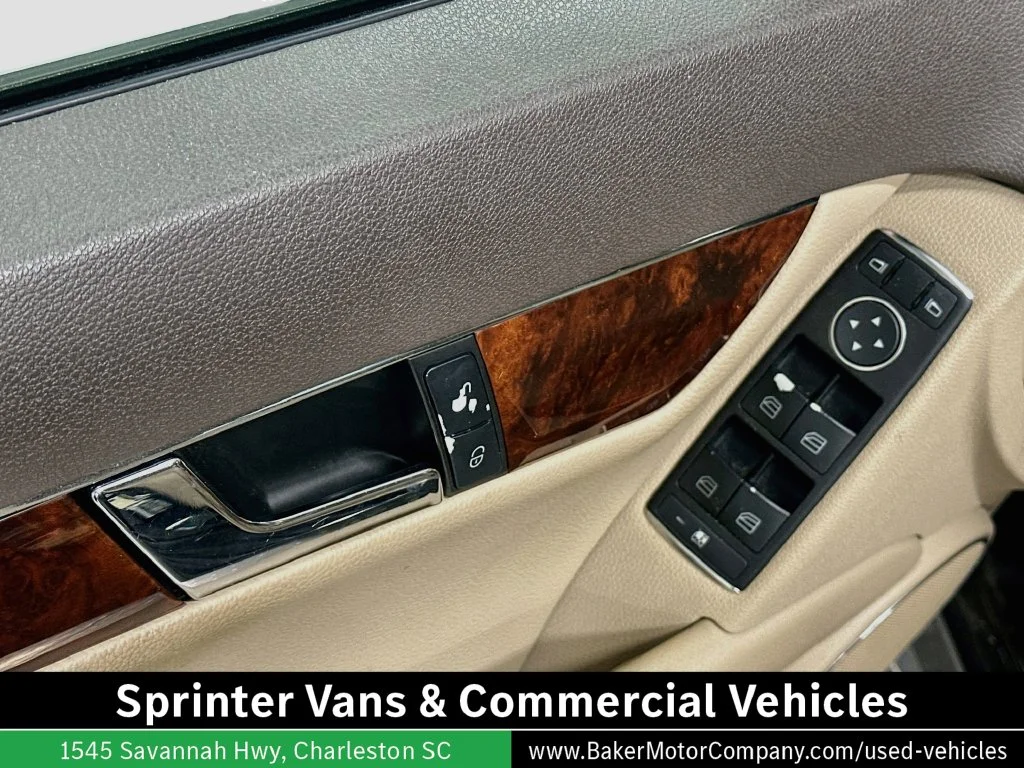 Used 2011 Black Mercedes-Benz C 300 image 17